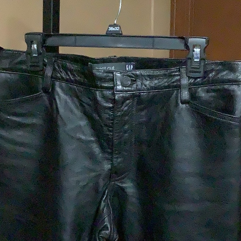 EUC Vintage Gap Women’s 12 Black Boot Cut Leather pants - Picture 7 of 8